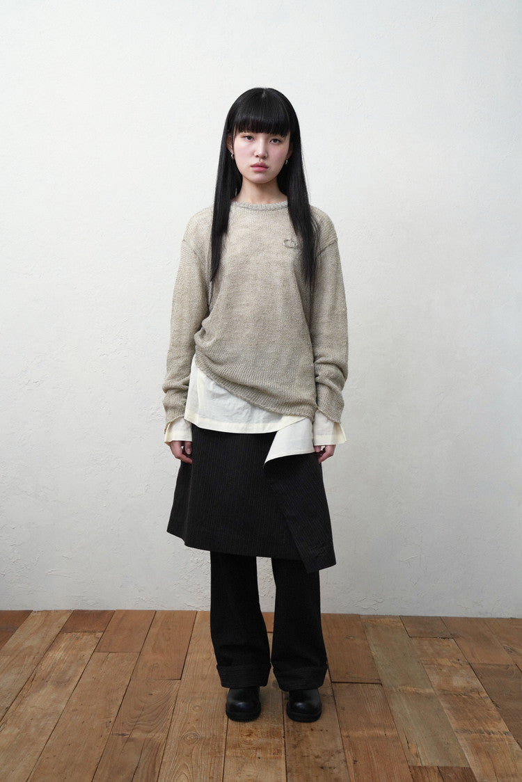 Double layered sweater in natural