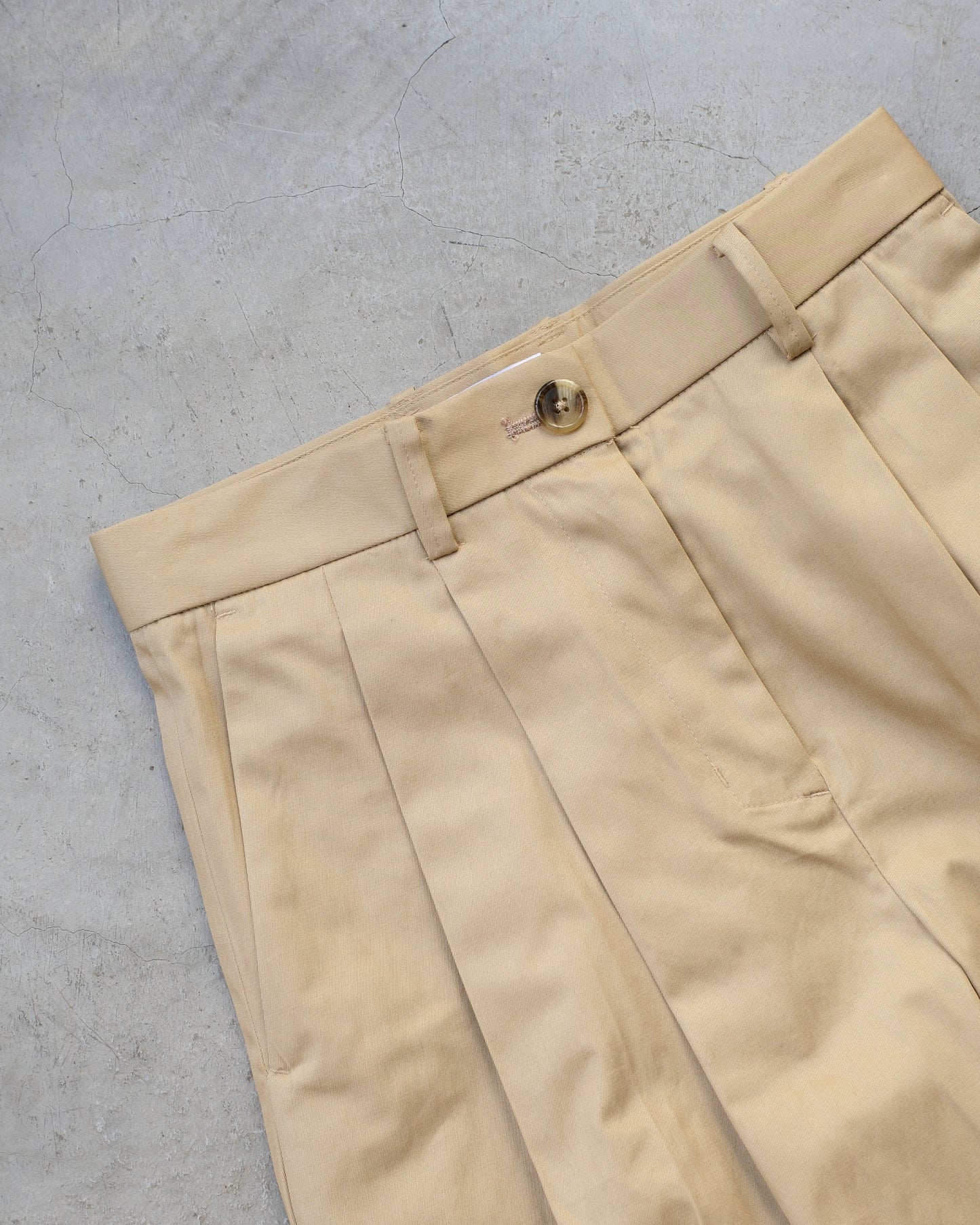 God Dag pleated baggy pants