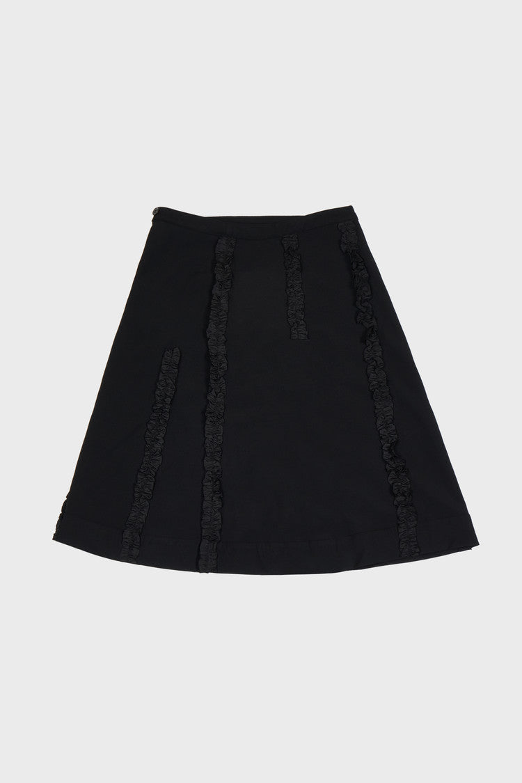 Shirred lining wrap skirt in black
