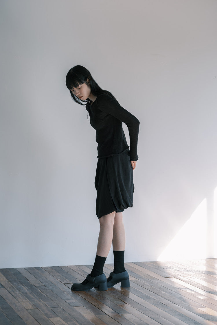 (Pre order) Belted pull-up midi skirt