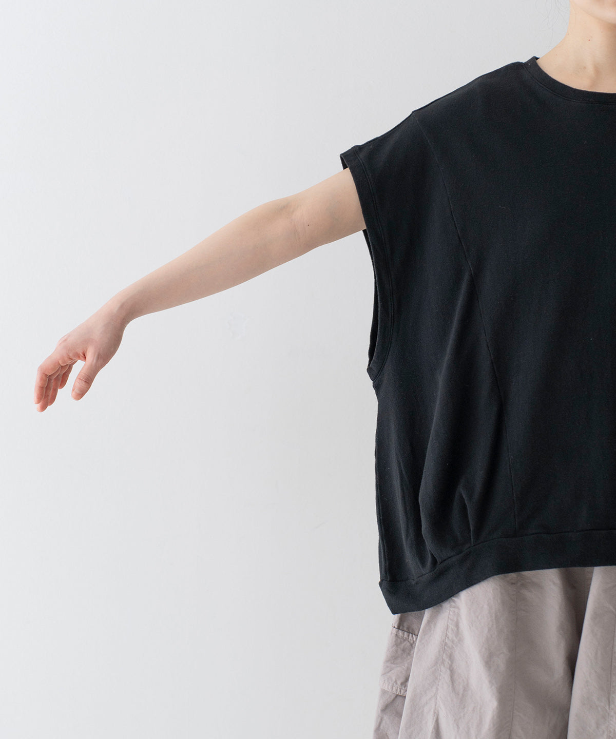 Cotton Linen Sleeveless Jersey - Black