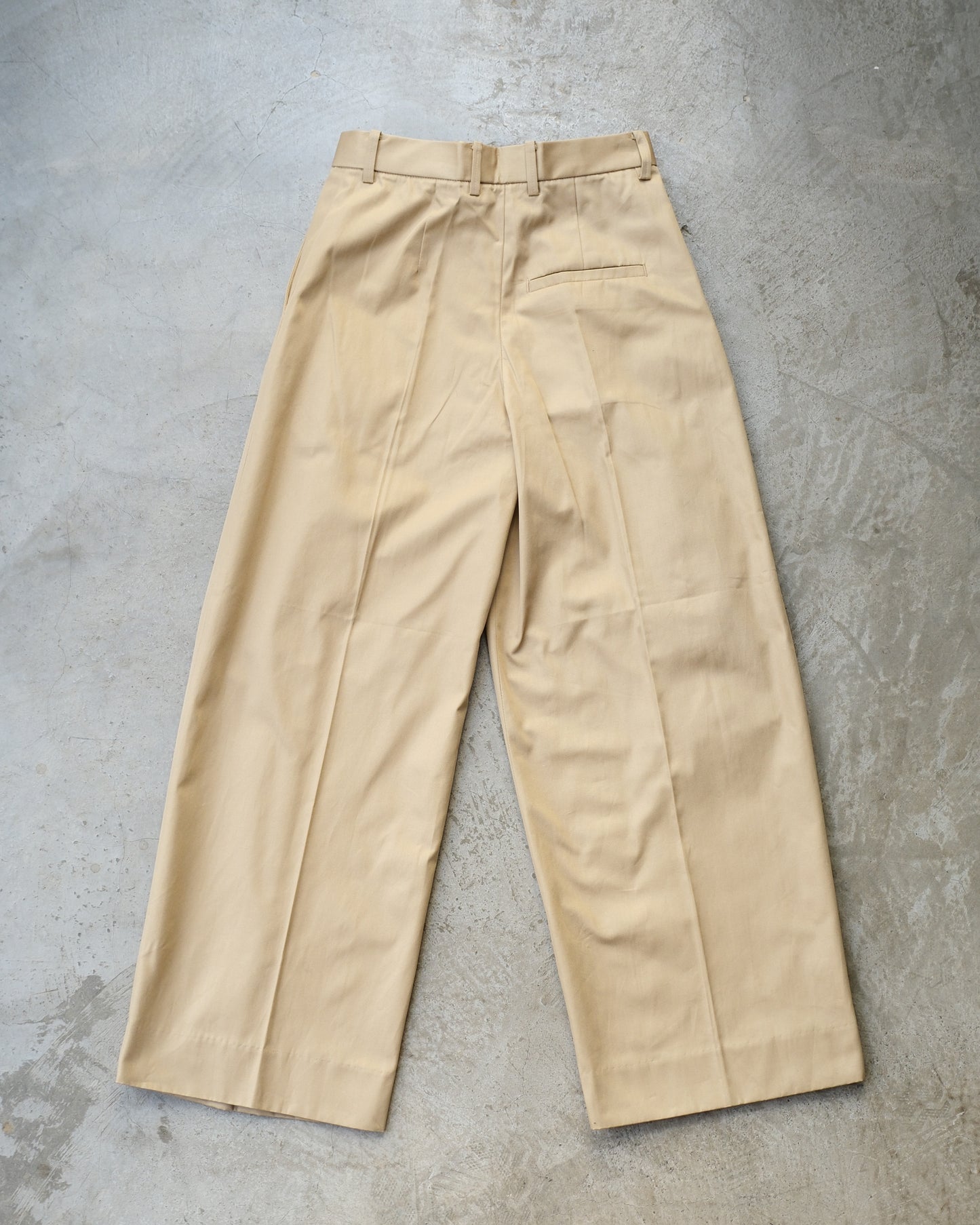 God Dag pleated baggy pants