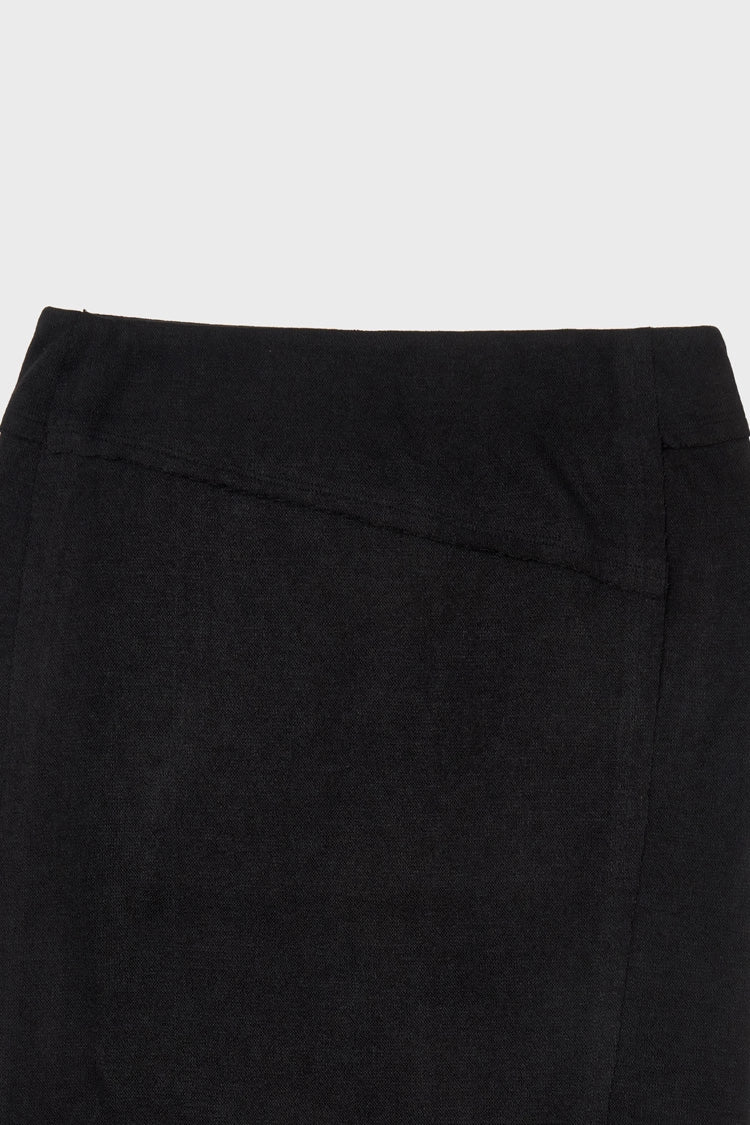 Knit maxi skirt in black