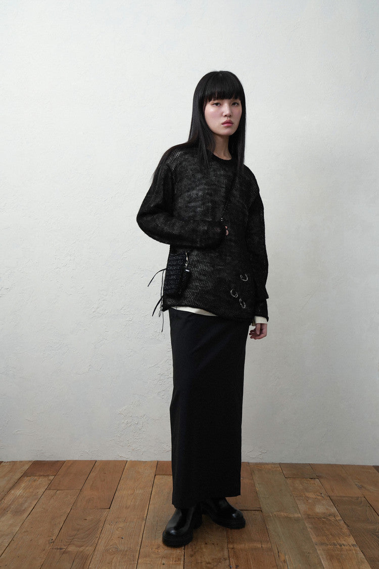 knitted phone bag in black