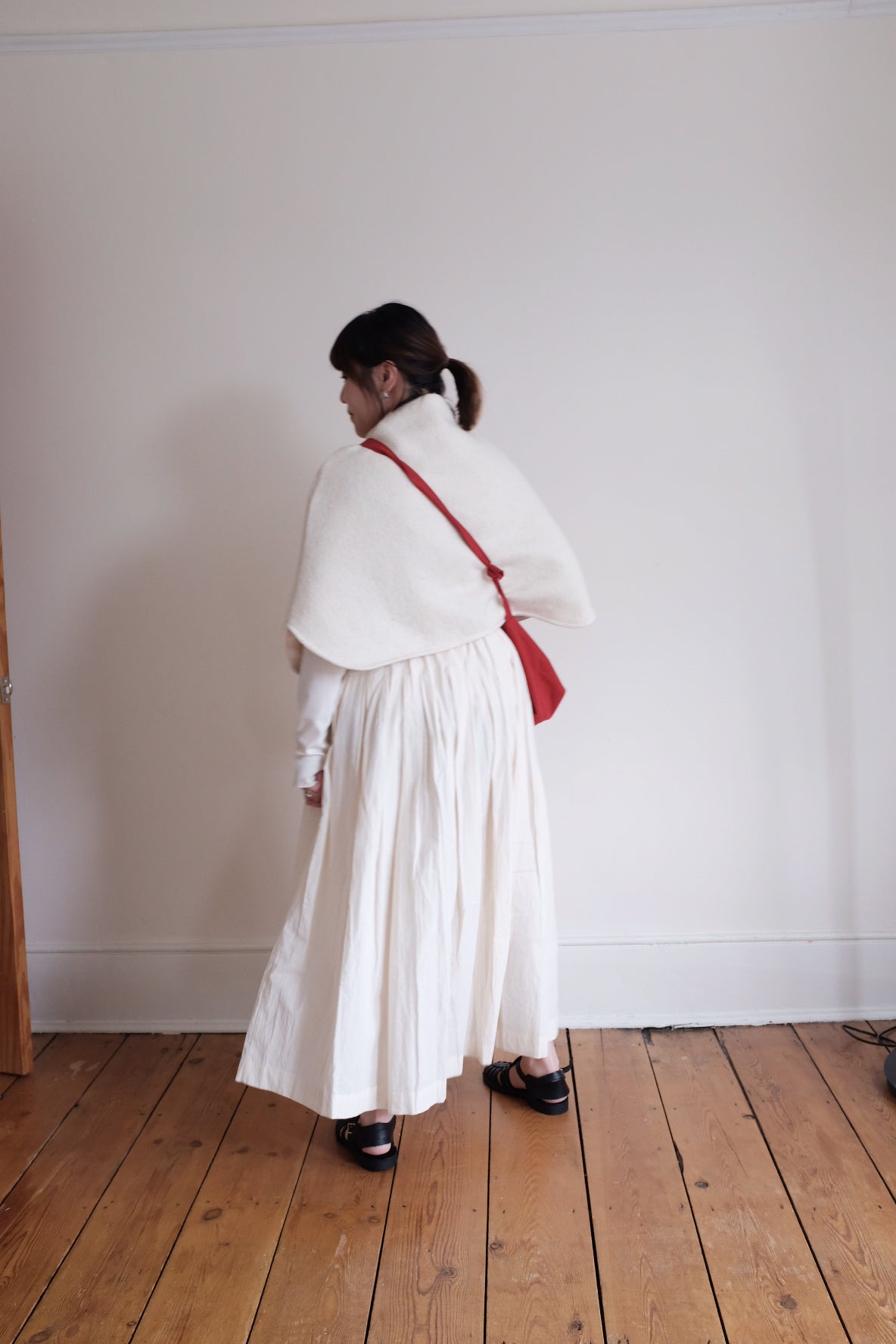Pre order| Capelina
