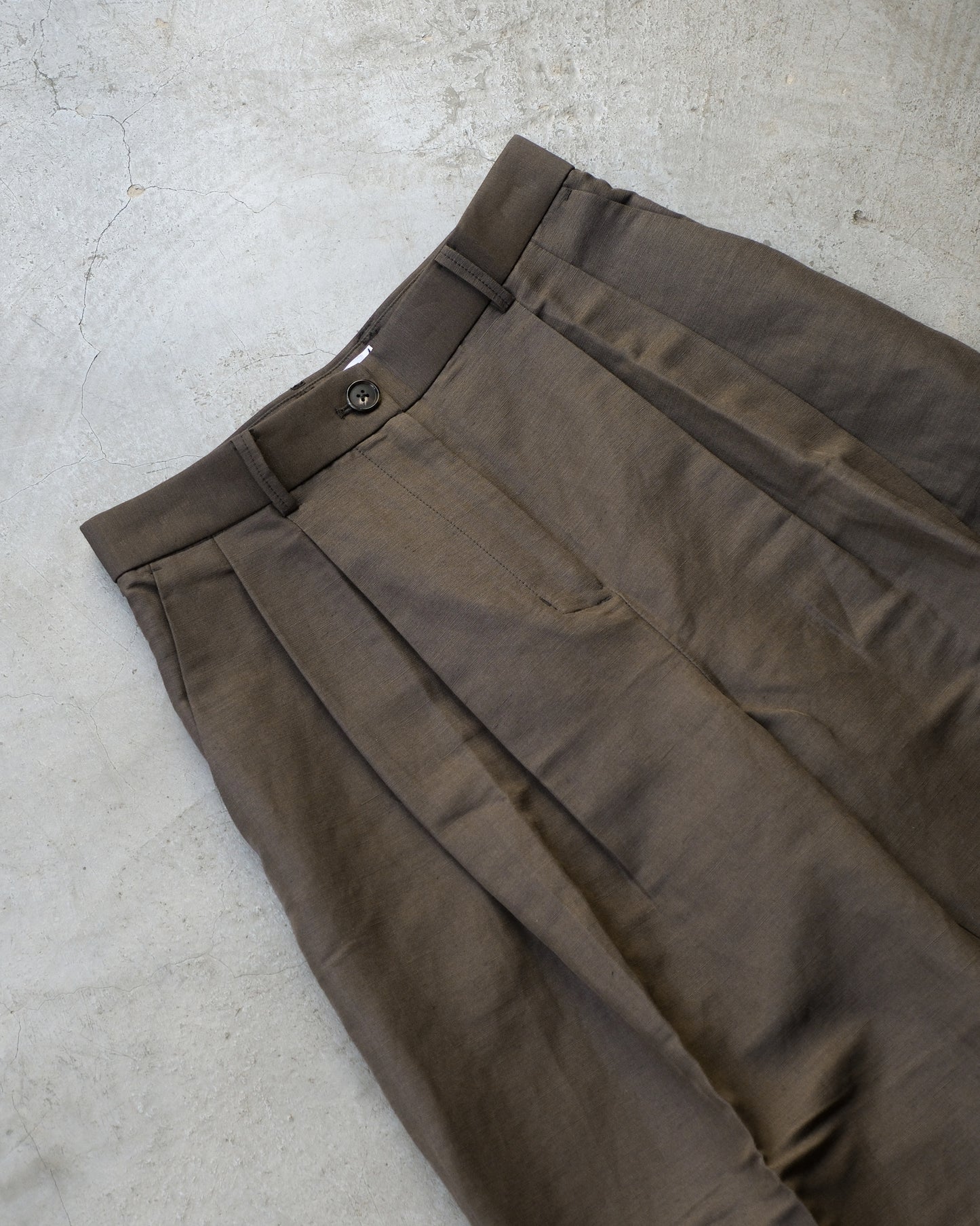 God Dag pleated baggy pants