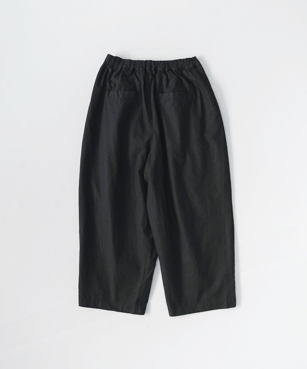 Offset Button Pleated Trousers