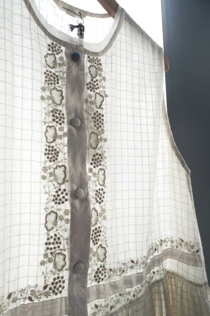 Iris natural white dress