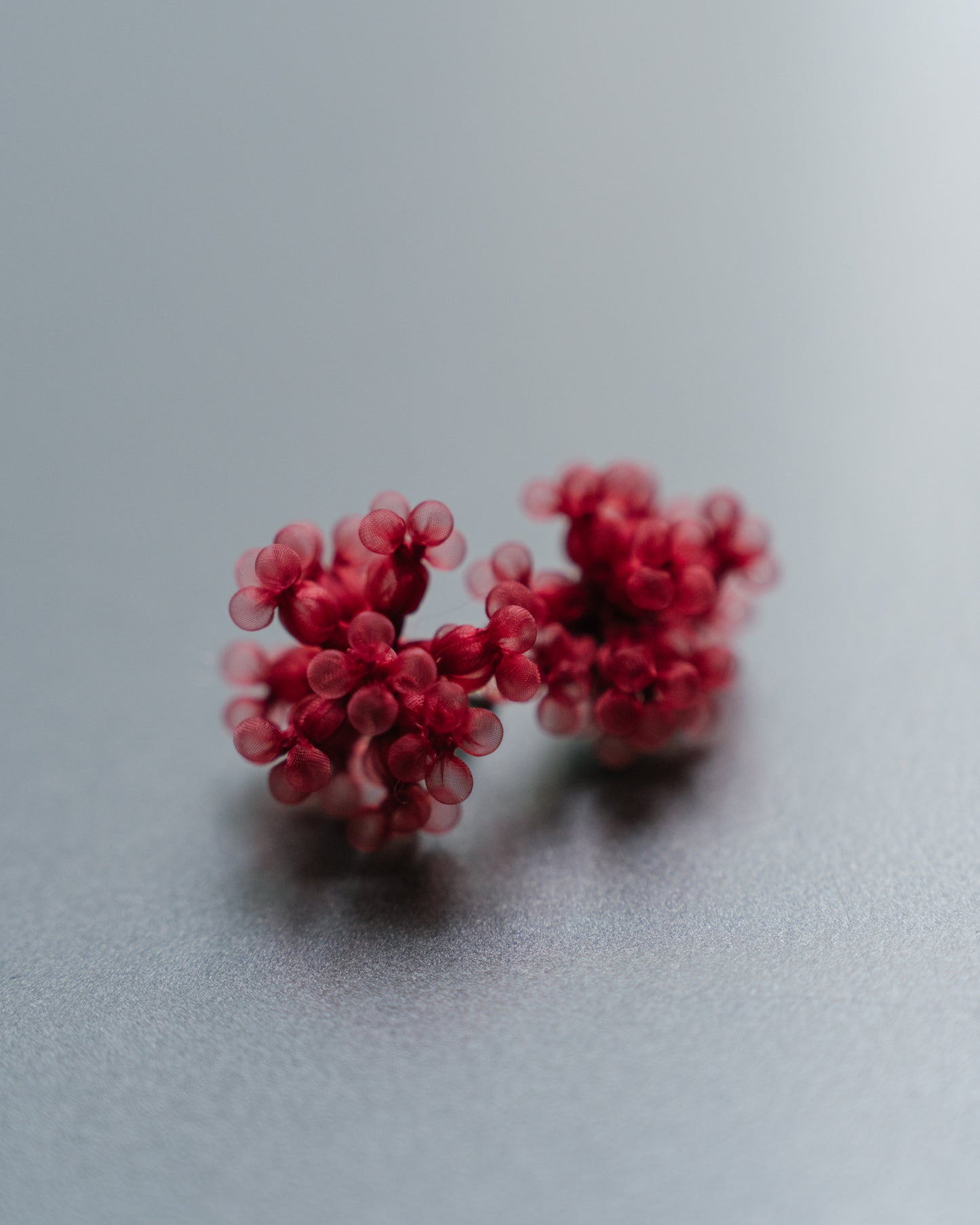Pre order| Tsubu earrings/ Red (pair)