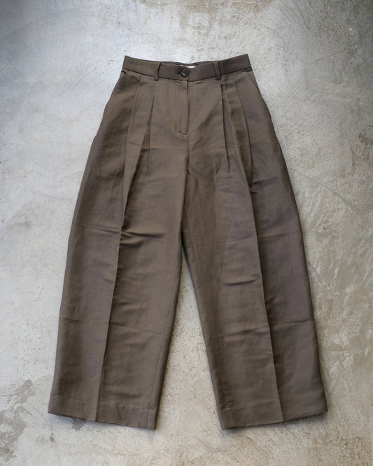 God Dag pleated baggy pants