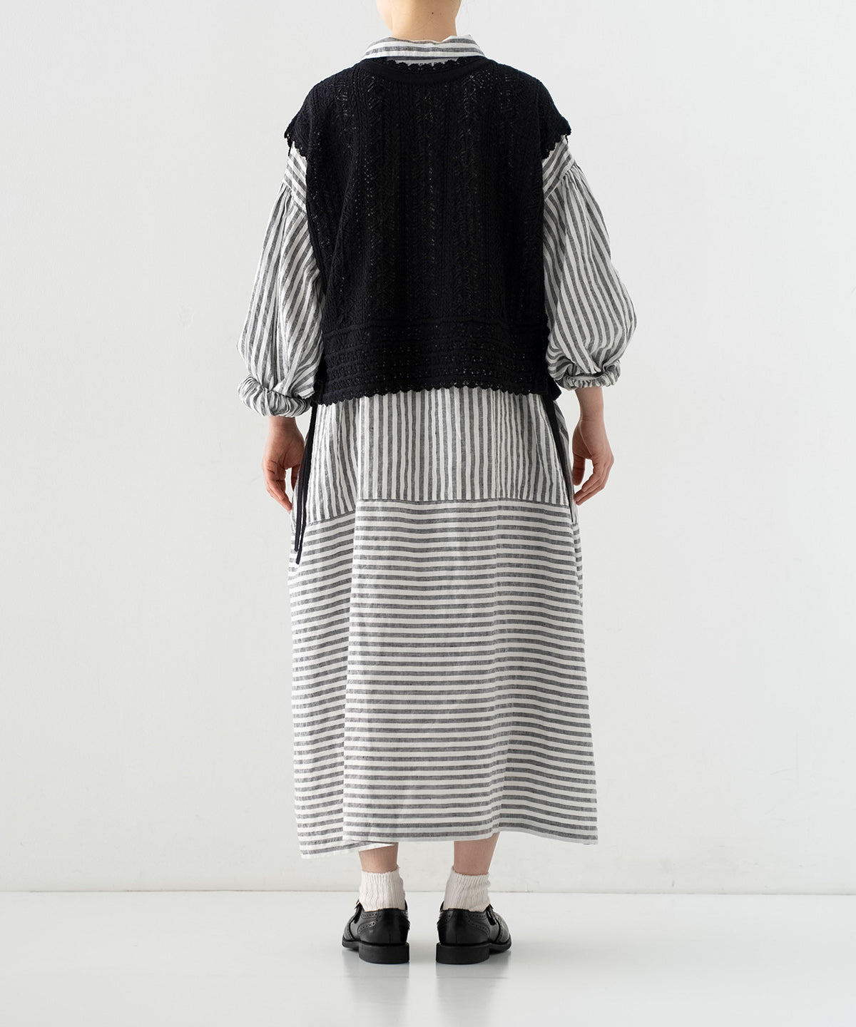 Openwork Lace Knit Vest - Black