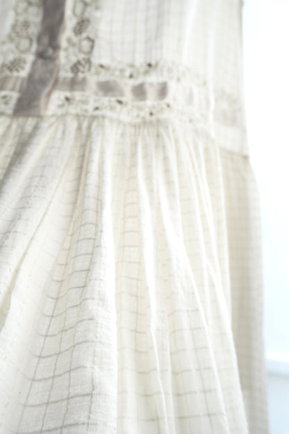 Iris natural white dress