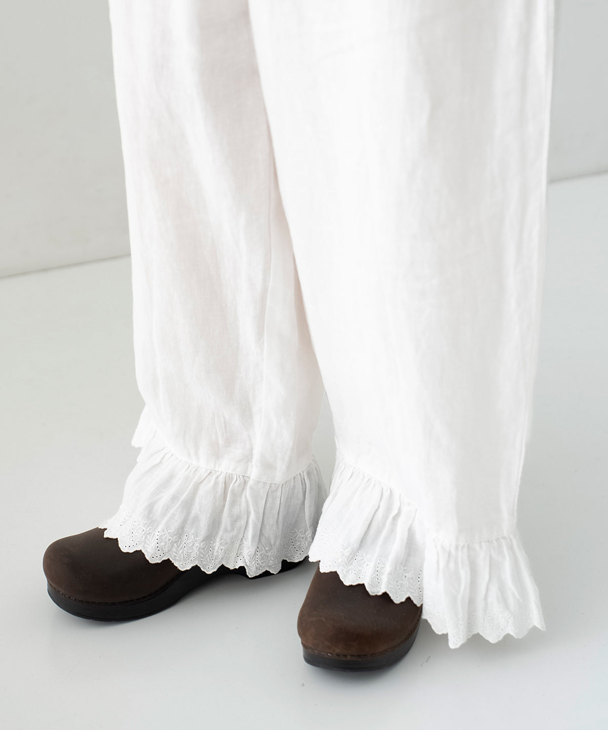 Linen Scallop Lace Frill Pants - Off White