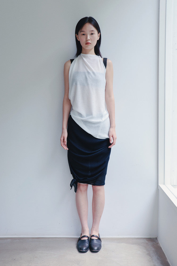knotted t-shirt