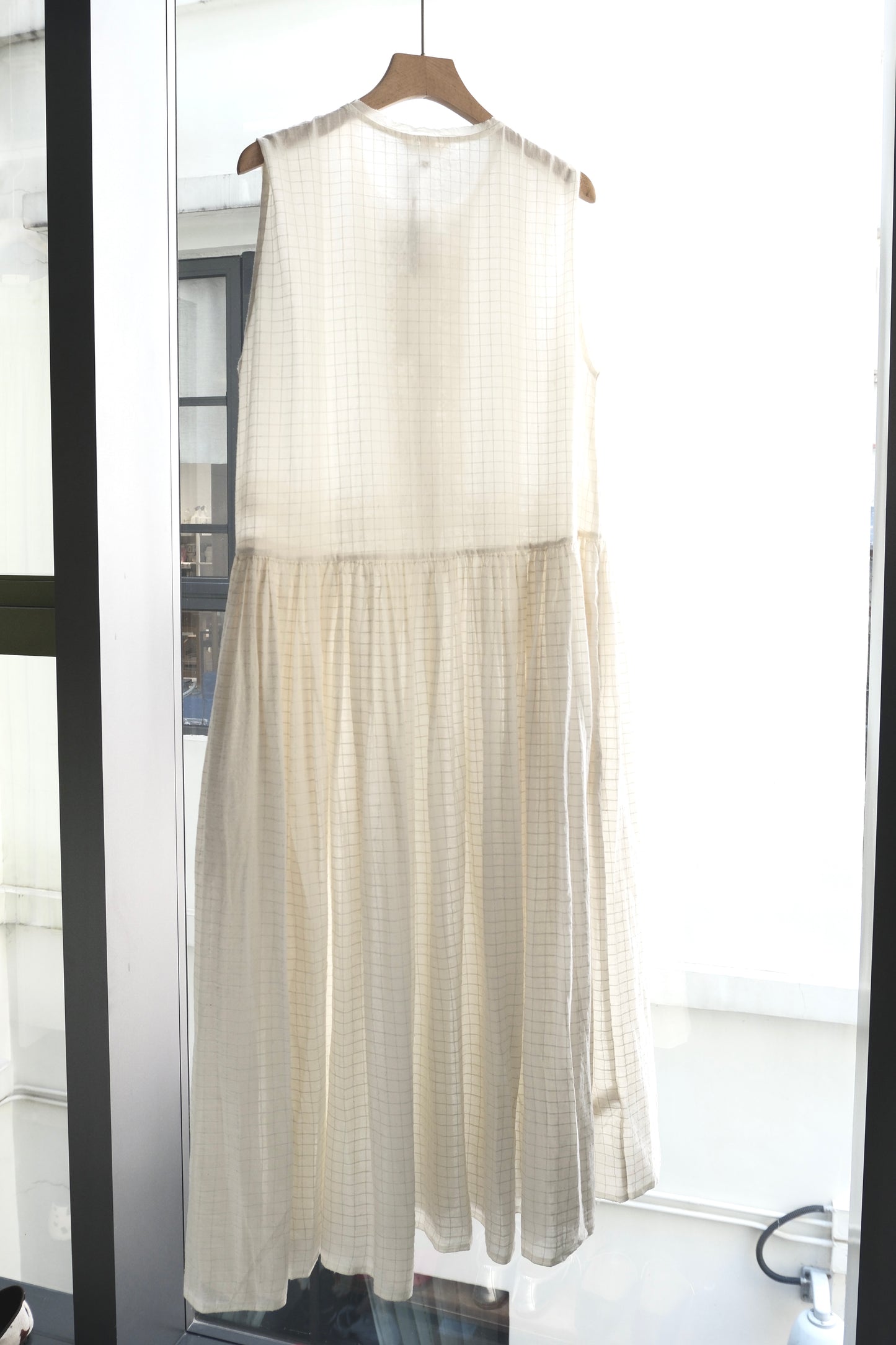 Iris natural white dress