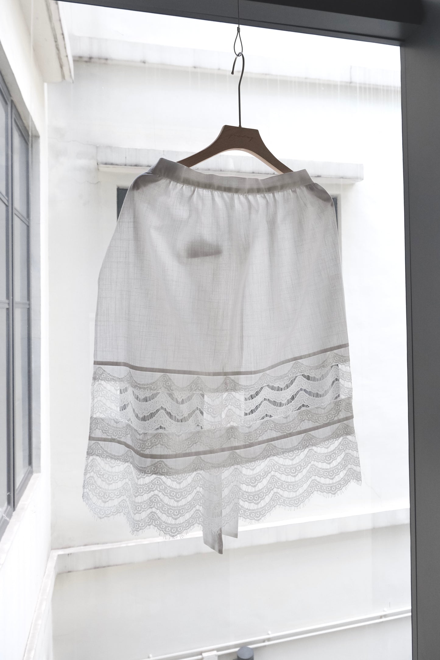 God Dag Italian linen apron wrap