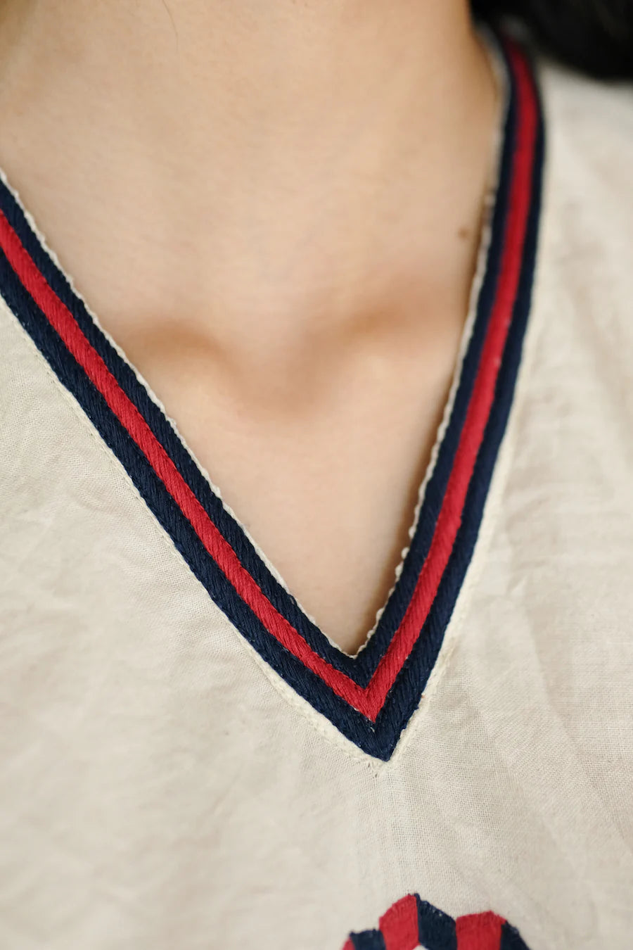 Jaz embroidery blouse