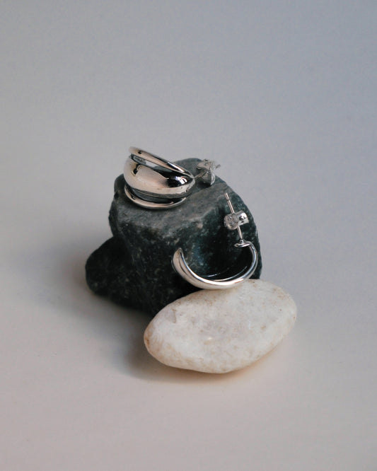 Curved earrings