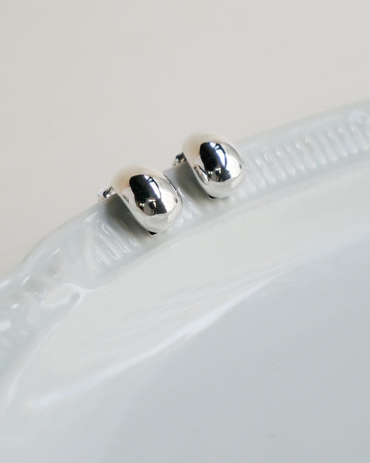 Round ear clip