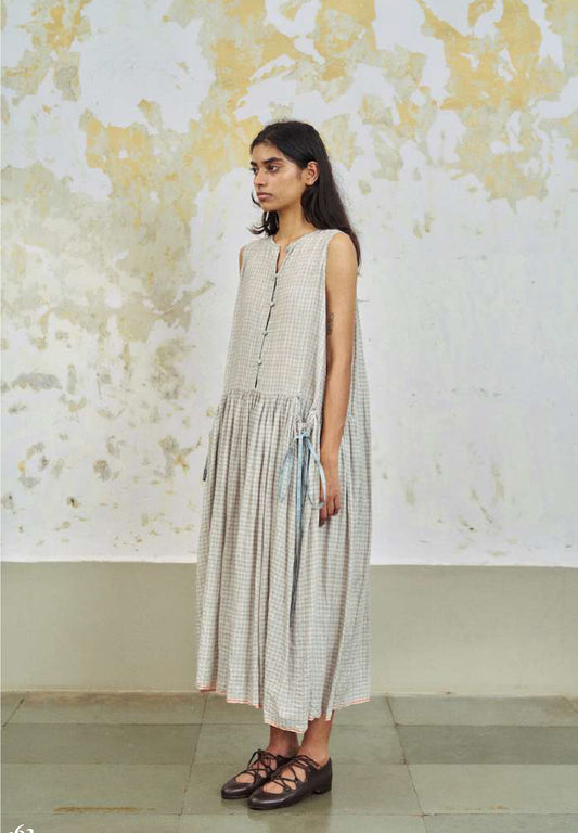 RB| Poppy grey chateau checked dress