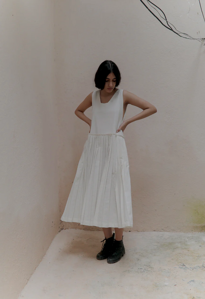 Vera white dress