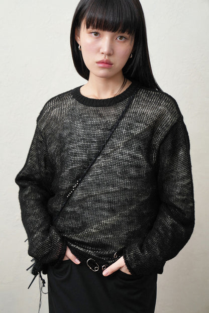 (Pre order) Double layered sweater in black