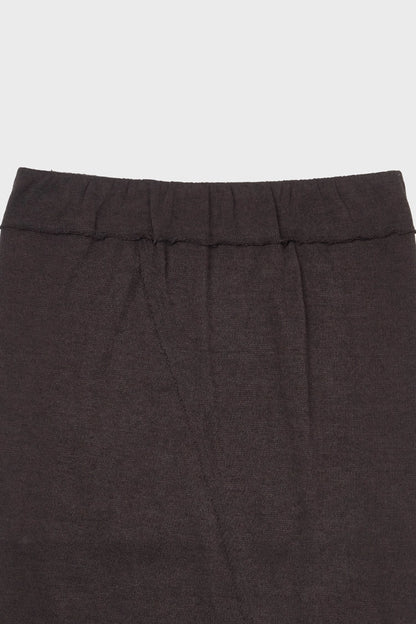 Knit maxi skirt in brown