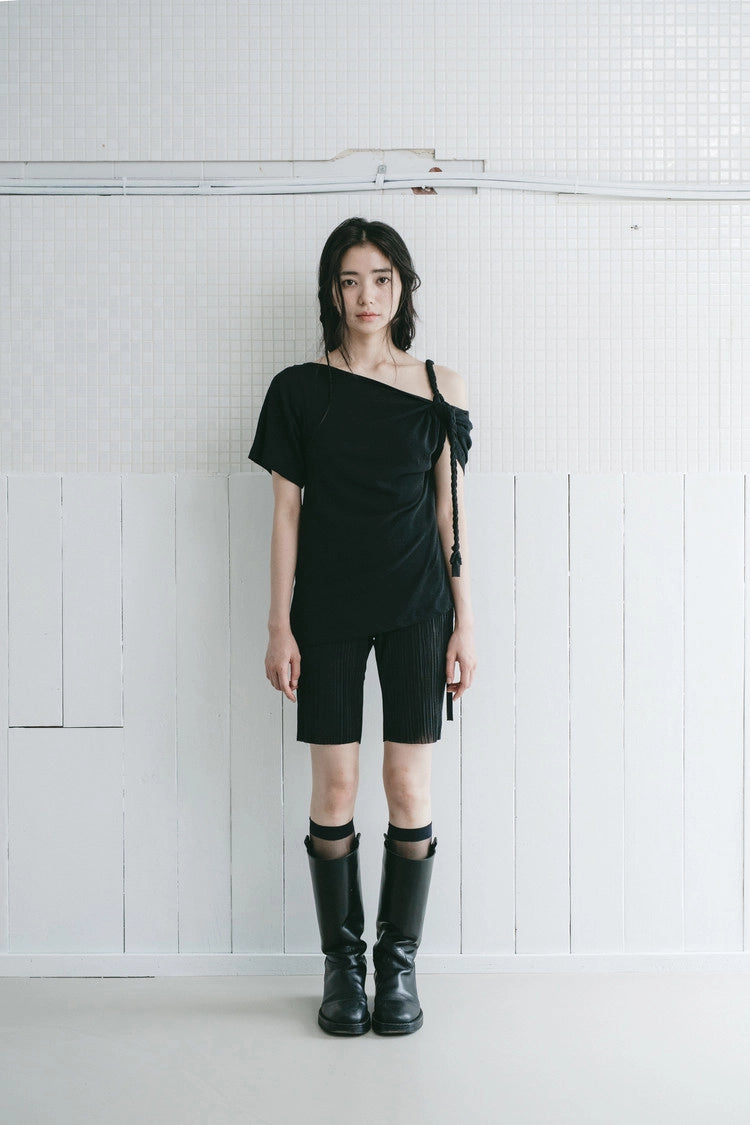 braided rope t-shirt in black