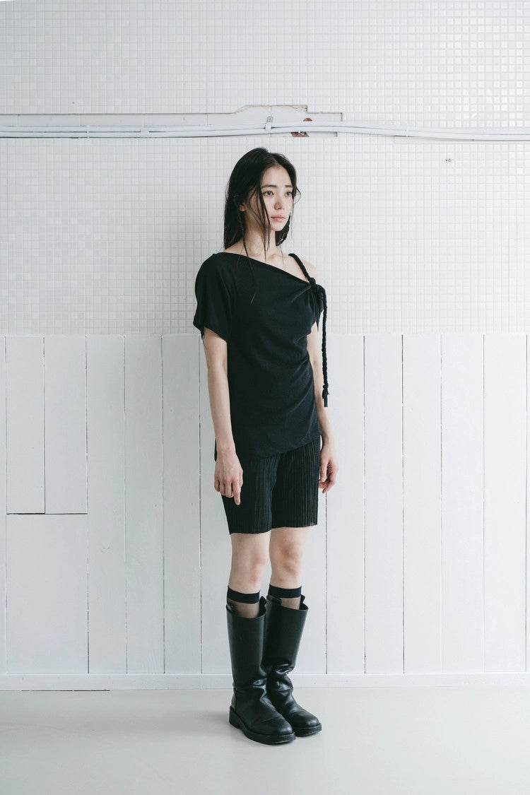 braided rope t-shirt in black