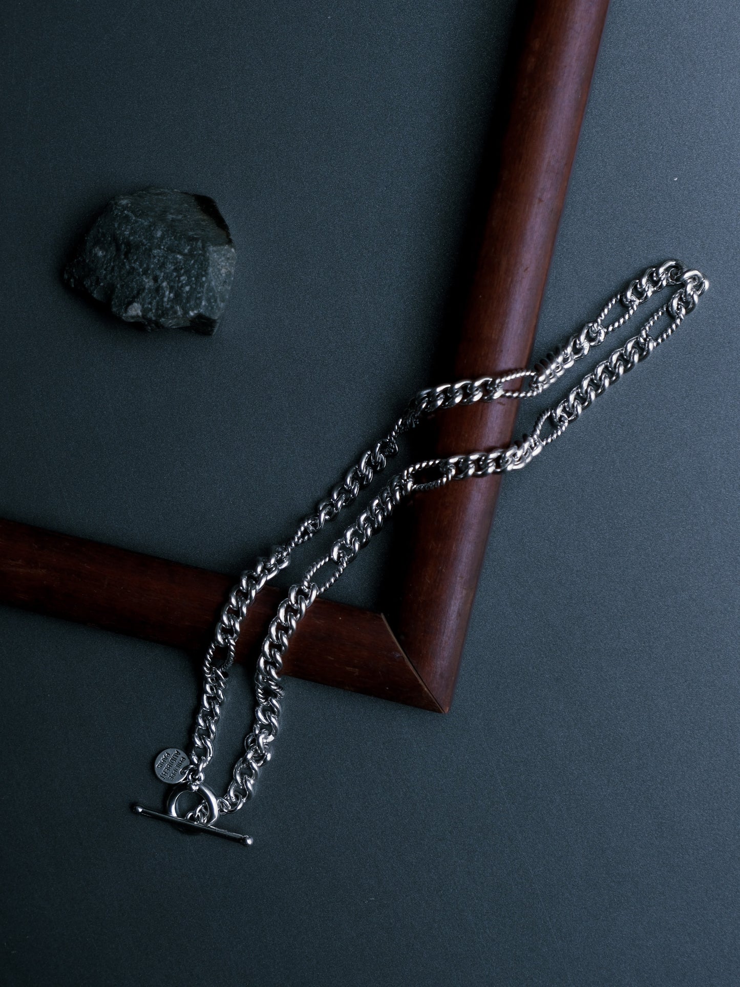 Collier Toluca lation