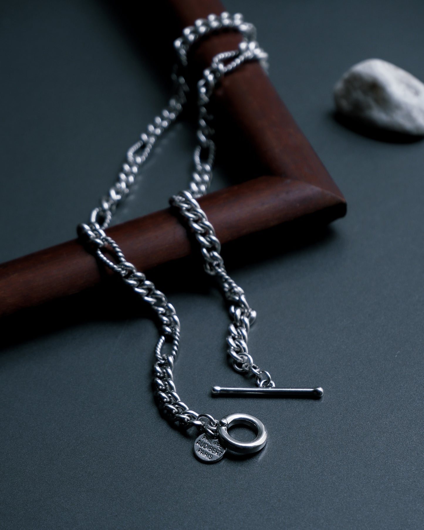 Collier Toluca lation