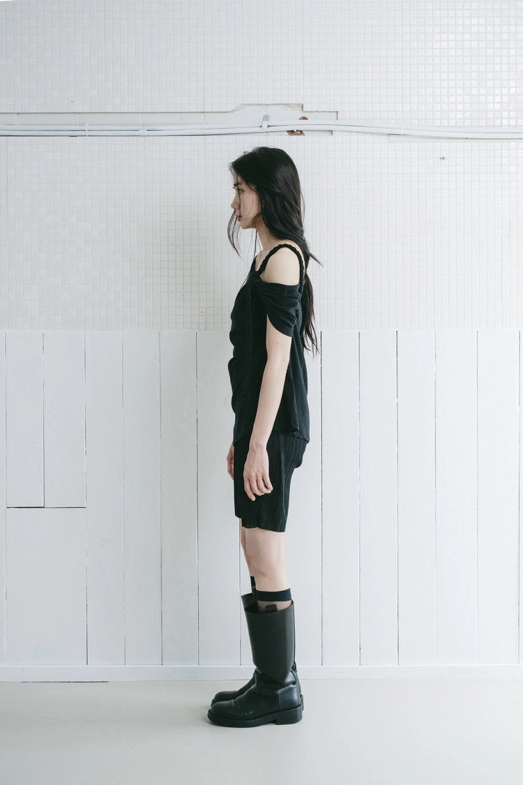 pleated biker shorts