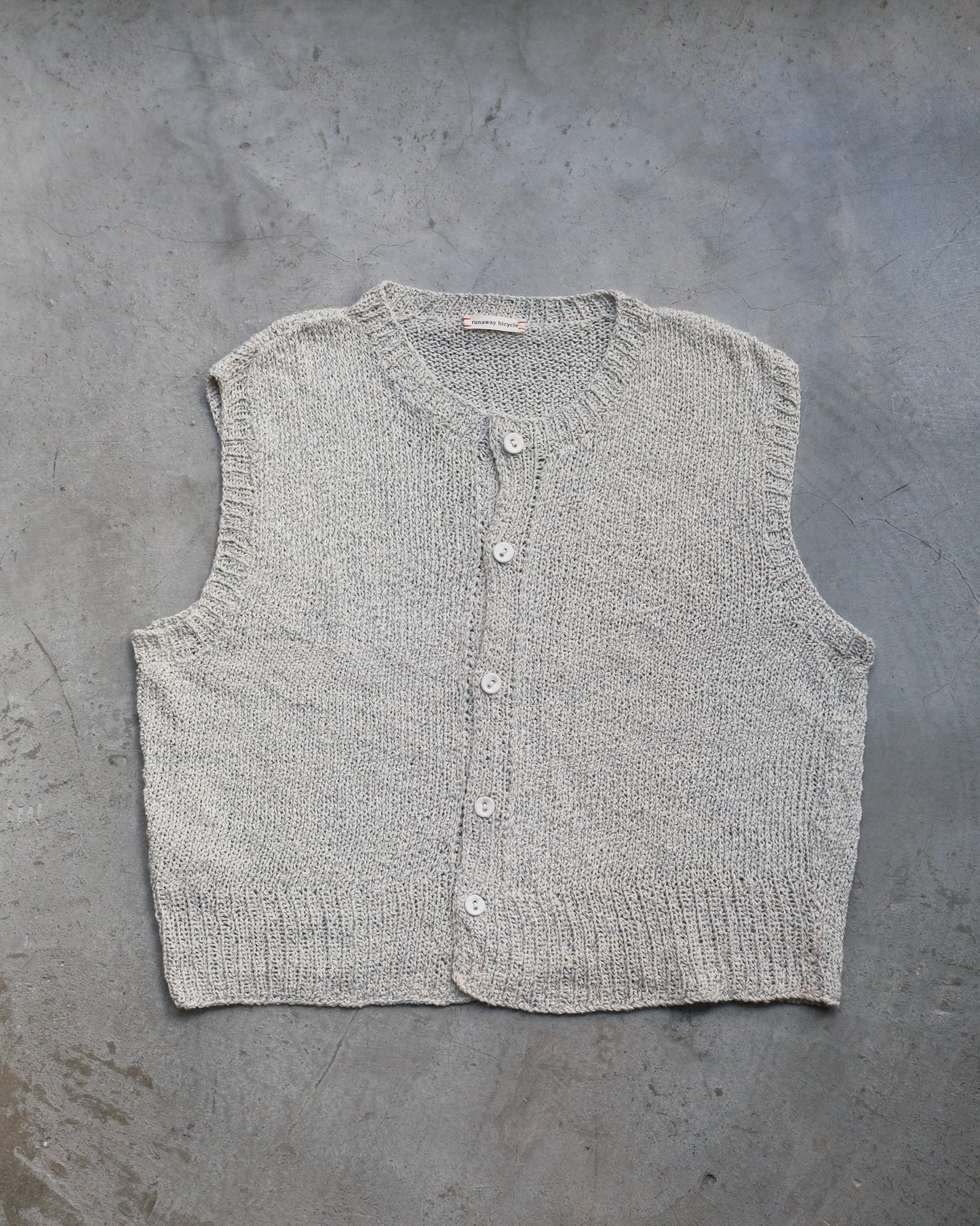 RB mixed color knit vest