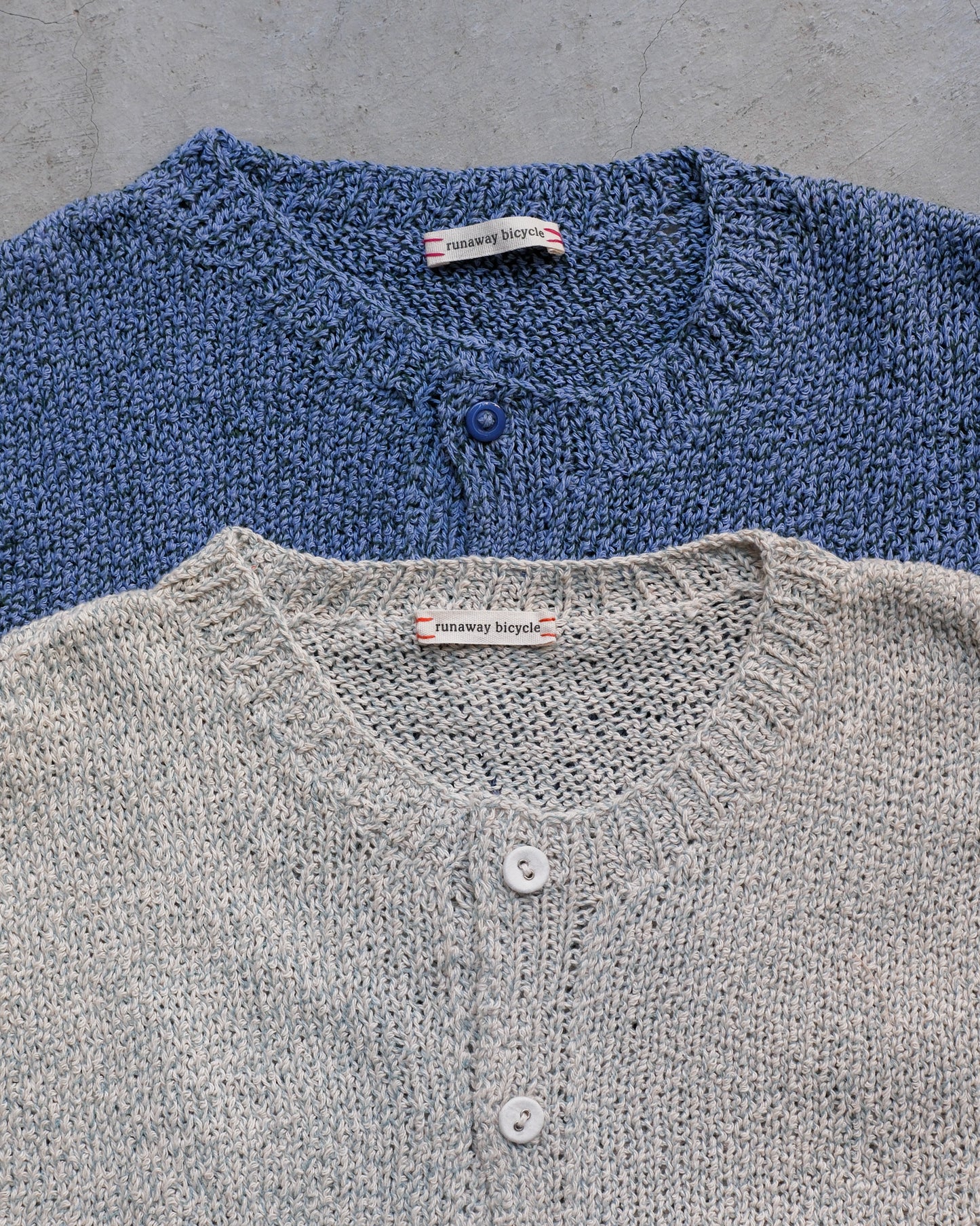 RB mixed color knit vest