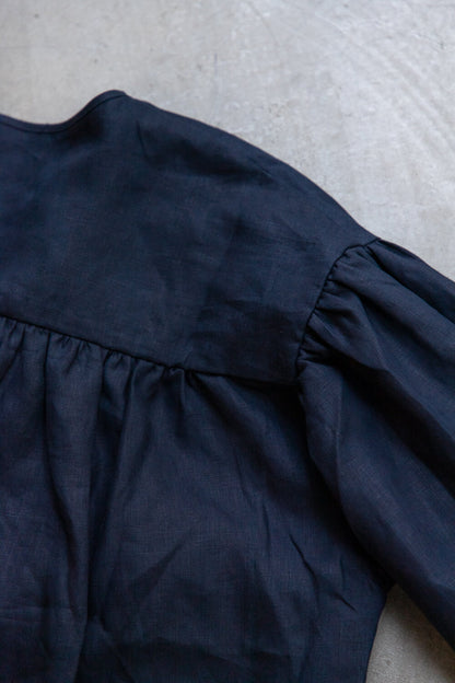 Puffy linen blouse